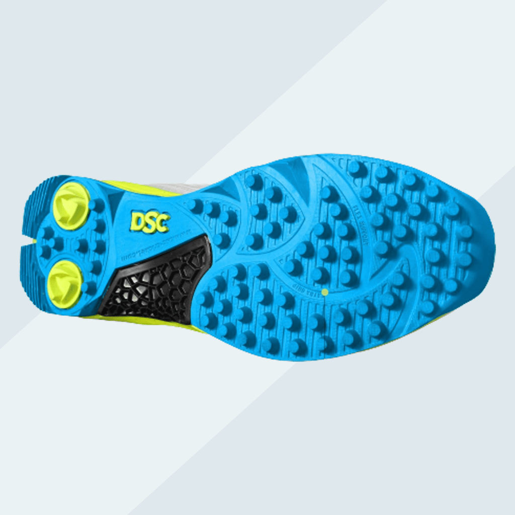 Cricket shoes top under 1000